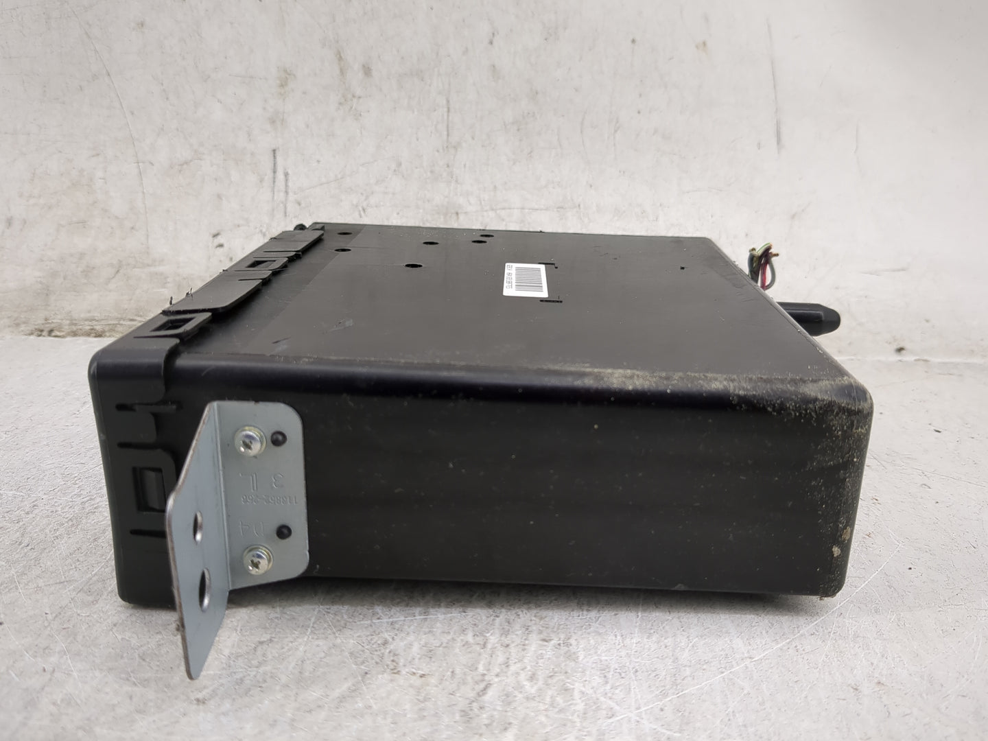 2015-2019 Chevrolet Silverado 1500 Radio AM FM Cd Player Receiver Replacement P/N:84016435 113000-62610101 Fits OEM Used Aut