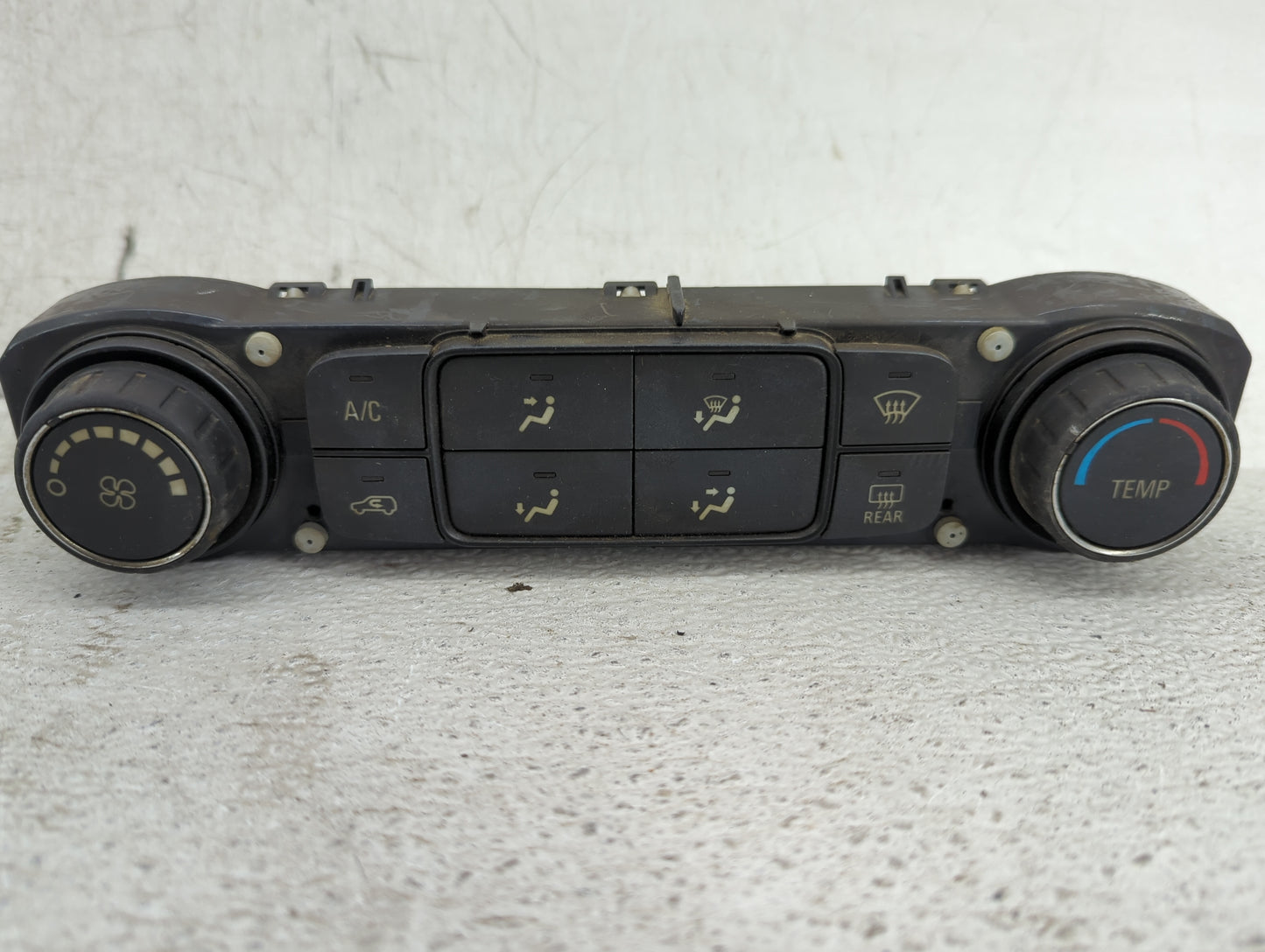 2014-2019 Chevrolet Silverado 1500 Climate Control Module Temperature AC/Heater Replacement P/N:84164472 815372982 Fits OEM 