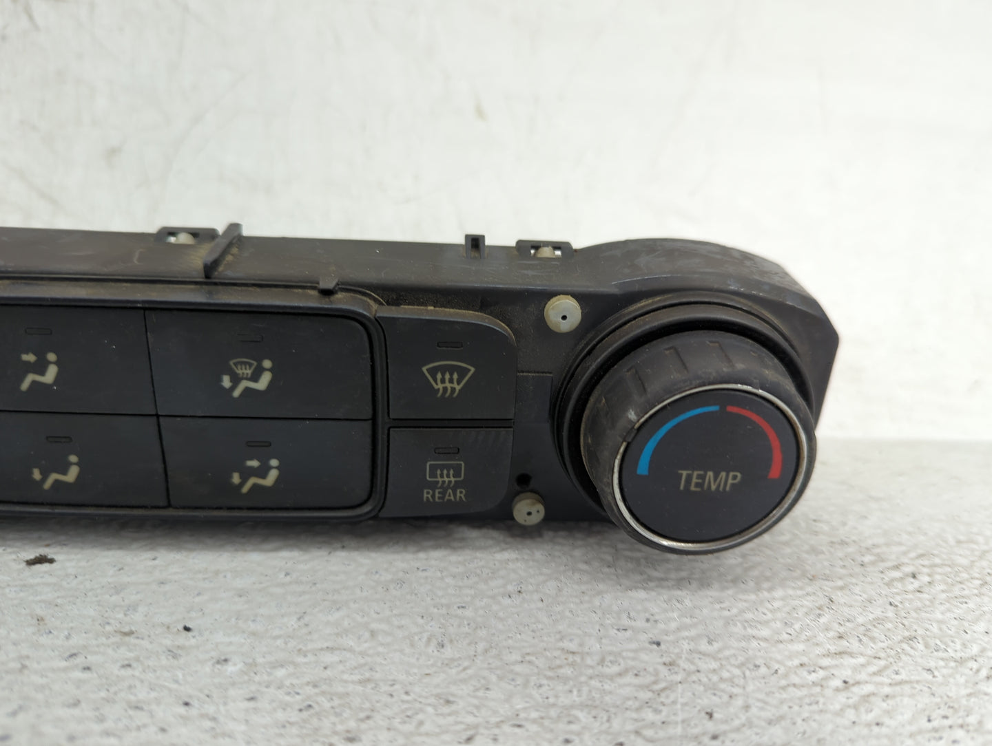 2014-2019 Chevrolet Silverado 1500 Climate Control Module Temperature AC/Heater Replacement P/N:84164472 815372982 Fits OEM 