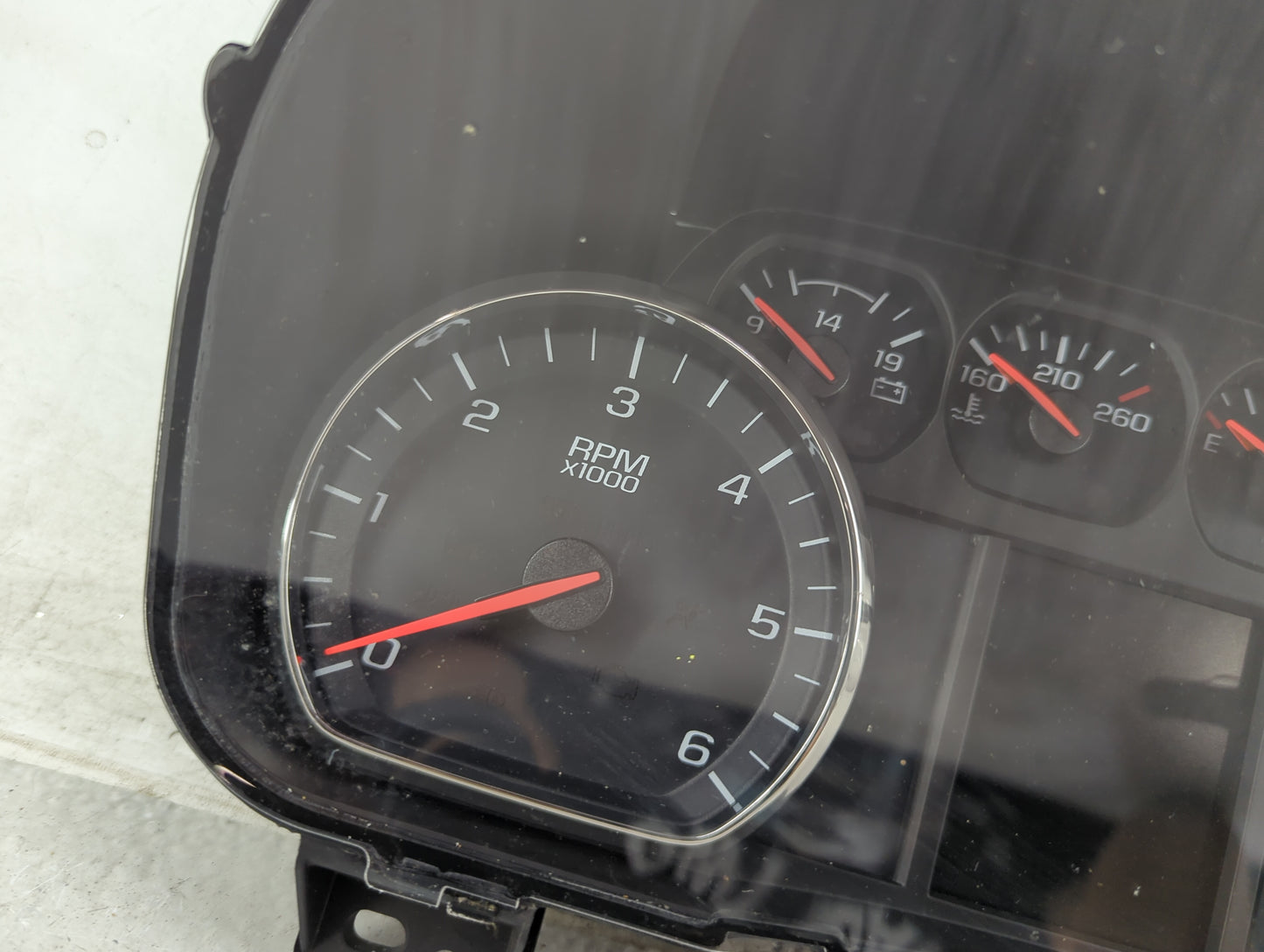 2017 Chevrolet Silverado 1500 Instrument Cluster Speedometer Gauges P/N:84068685 23391248 Fits OEM Used Auto Parts - Oemused
