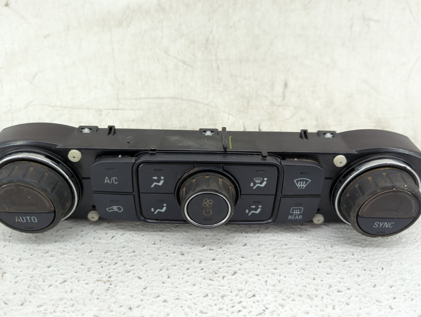 2014-2019 Chevrolet Silverado 1500 Climate Control Module Temperature AC/Heater Replacement P/N:84164476 Fits OEM Used Auto 