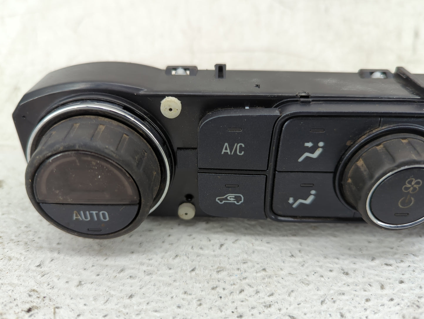 2014-2019 Chevrolet Silverado 1500 Climate Control Module Temperature AC/Heater Replacement P/N:84164476 Fits OEM Used Auto 