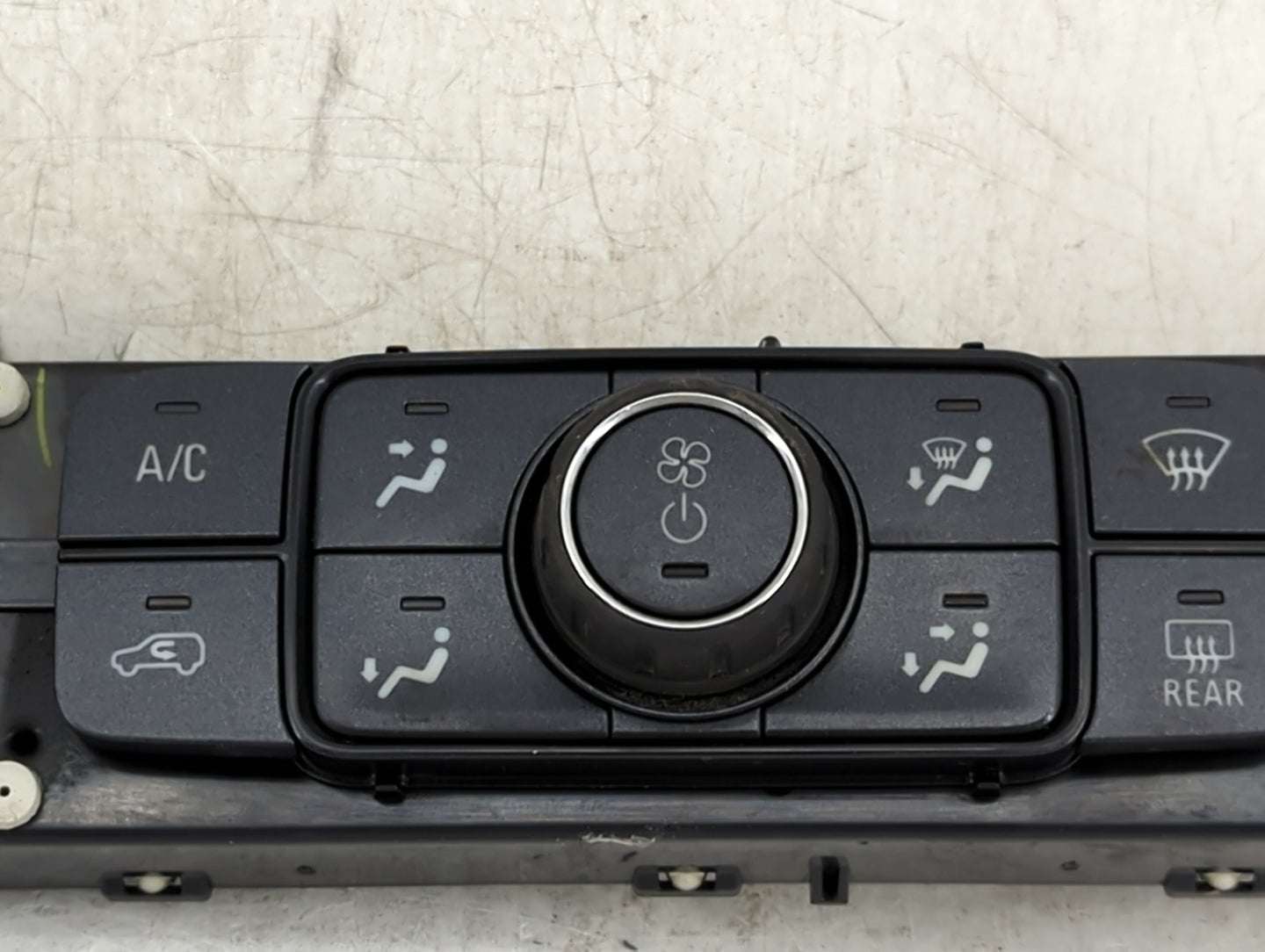 2014-2019 Chevrolet Silverado 1500 Climate Control Module Temperature AC/Heater Replacement P/N:84164476 Fits OEM Used Auto 