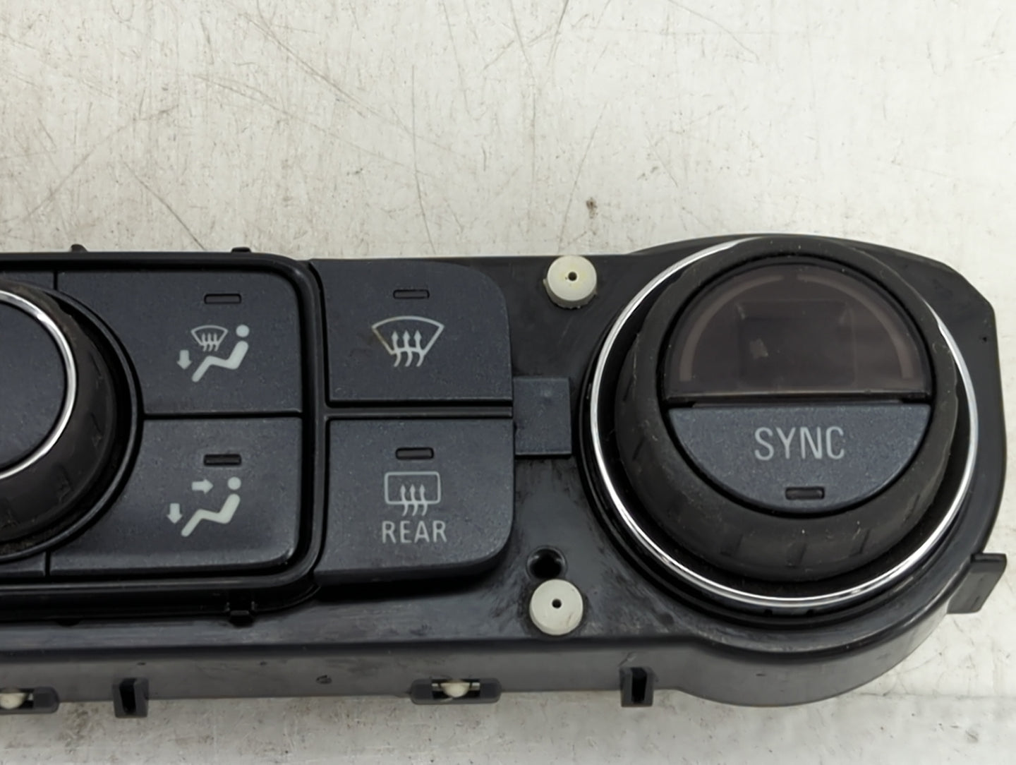 2014-2019 Chevrolet Silverado 1500 Climate Control Module Temperature AC/Heater Replacement P/N:84164476 Fits OEM Used Auto 