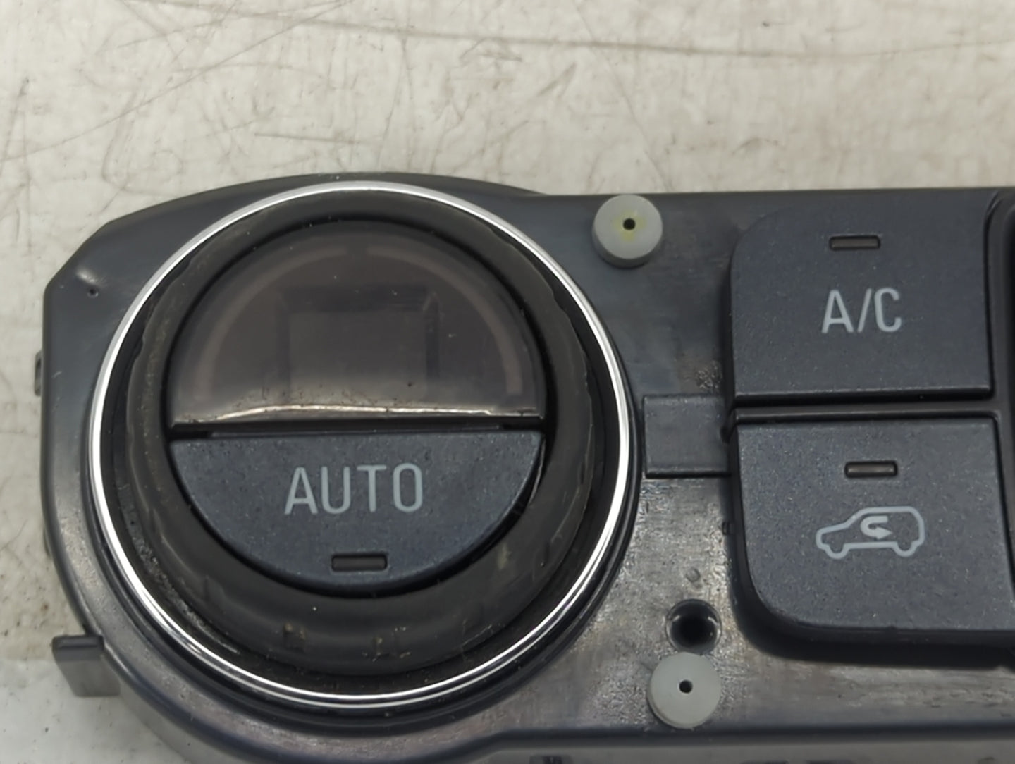 2014-2019 Chevrolet Silverado 1500 Climate Control Module Temperature AC/Heater Replacement P/N:84164476 Fits OEM Used Auto 