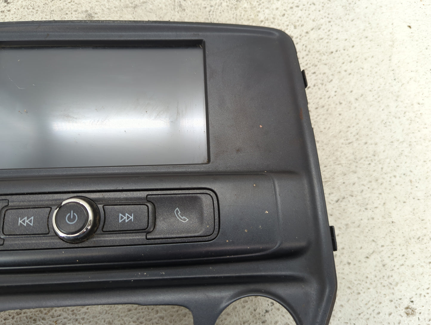 2016-2018 Chevrolet Silverado 1500 Information Display Screen Black - Oemusedautoparts1.com