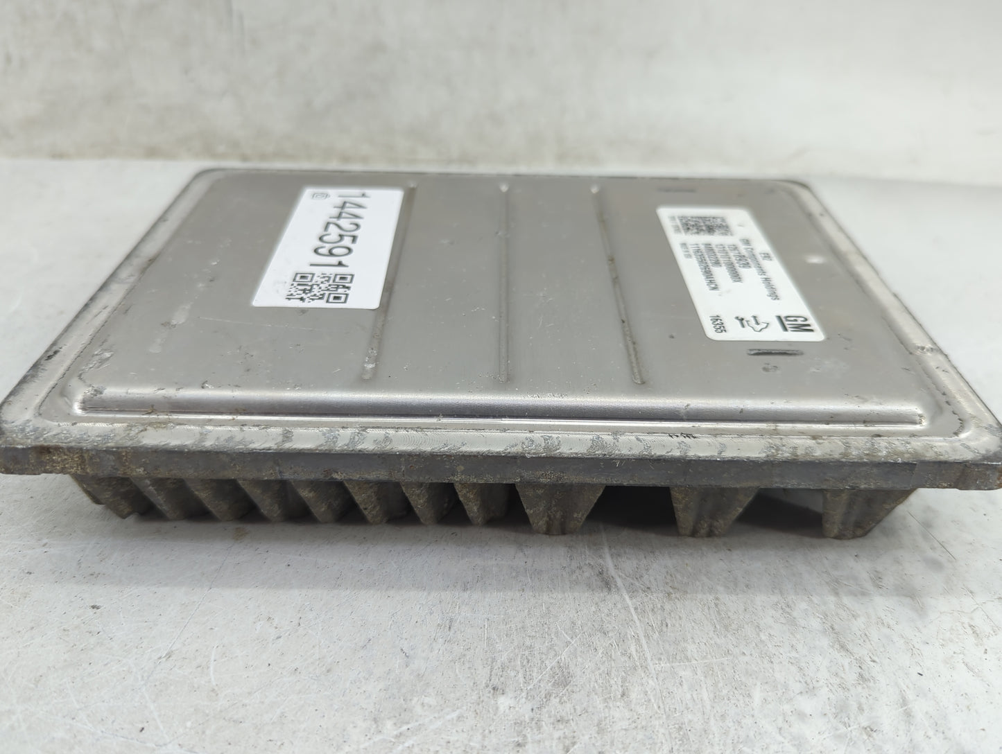 2016-2018 Chevrolet Silverado 1500 PCM Engine Control Computer ECU ECM PCU OEM P/N:12678939 12674032 Fits Fits 2016 2017 201