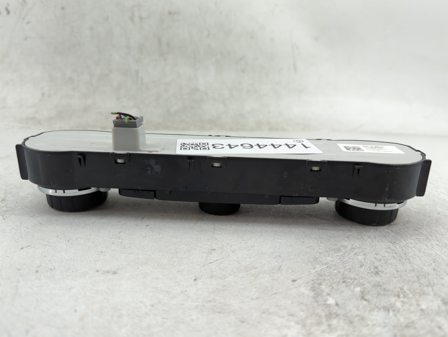 2014-2019 Chevrolet Silverado 1500 Climate Control Module Temperature AC/Heater Replacement P/N:84164476 7370200000000X Fits