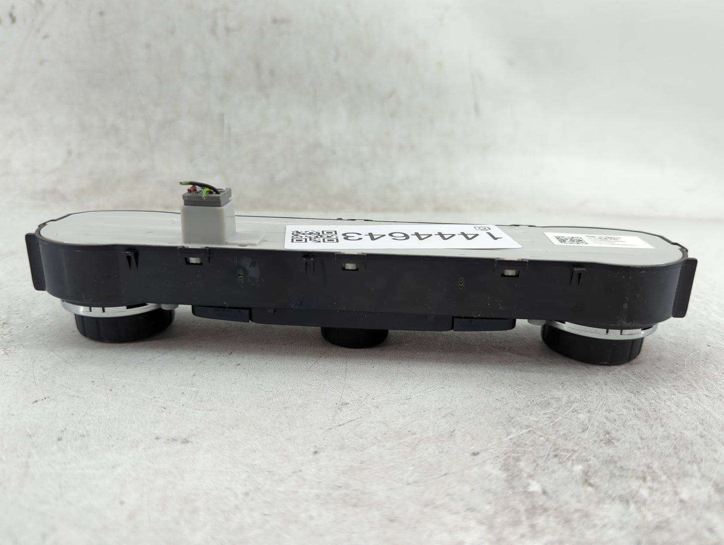 2014-2019 Chevrolet Silverado 1500 Climate Control Module Temperature AC/Heater Replacement P/N:84164476 7370200000000X Fits
