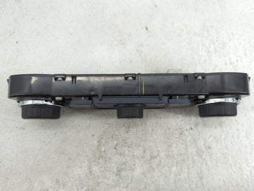2014-2019 Chevrolet Silverado 1500 Climate Control Module Temperature AC/Heater Replacement P/N:84164476 815372982 Fits OEM Used Auto Parts