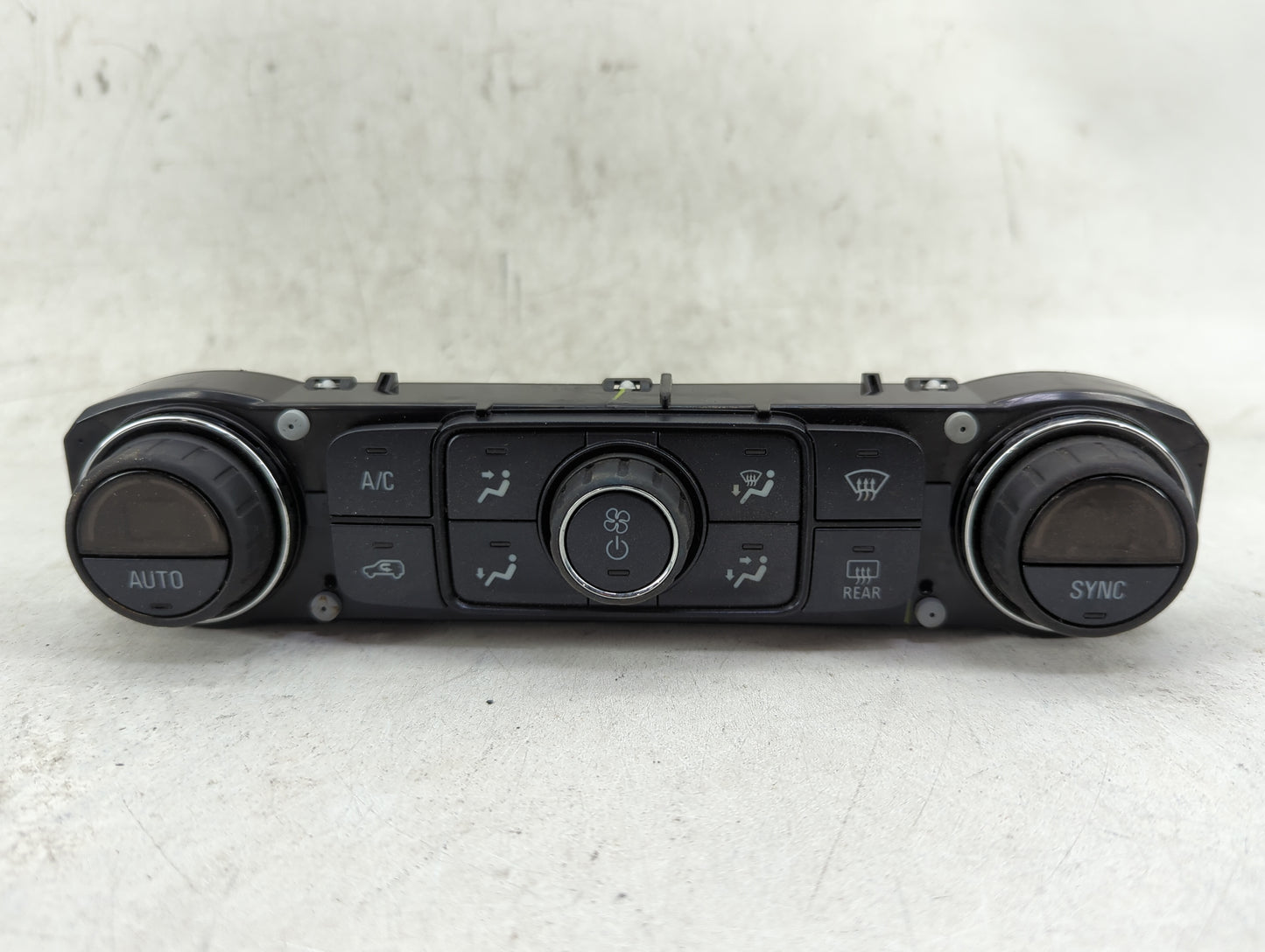 2014-2019 Chevrolet Silverado 1500 Climate Control Module Temperature AC/Heater Replacement P/N:84164476 815372982 Fits OEM 
