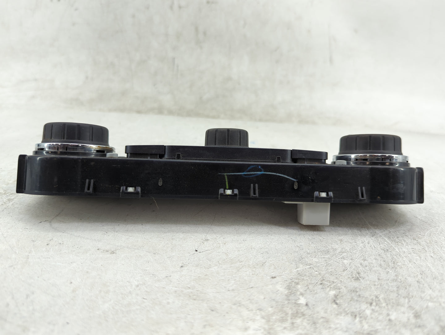 2014-2019 Chevrolet Silverado 1500 Climate Control Module Temperature AC/Heater Replacement P/N:84164476 815372982 Fits OEM 
