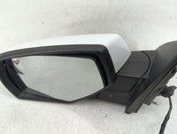 2014-2019 Chevrolet Silverado 1500 Driver Side View Mirror - Left Door Mirror OEM Used - Oemusedautoparts1.com