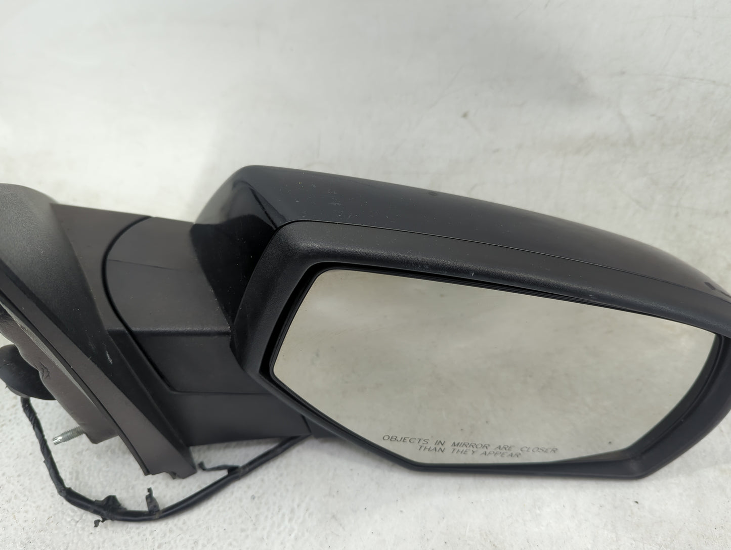 2014-2019 Chevrolet Silverado 1500 Passenger Side View Mirror - Right Door Mirror OEM Used - Oemusedautoparts1.com