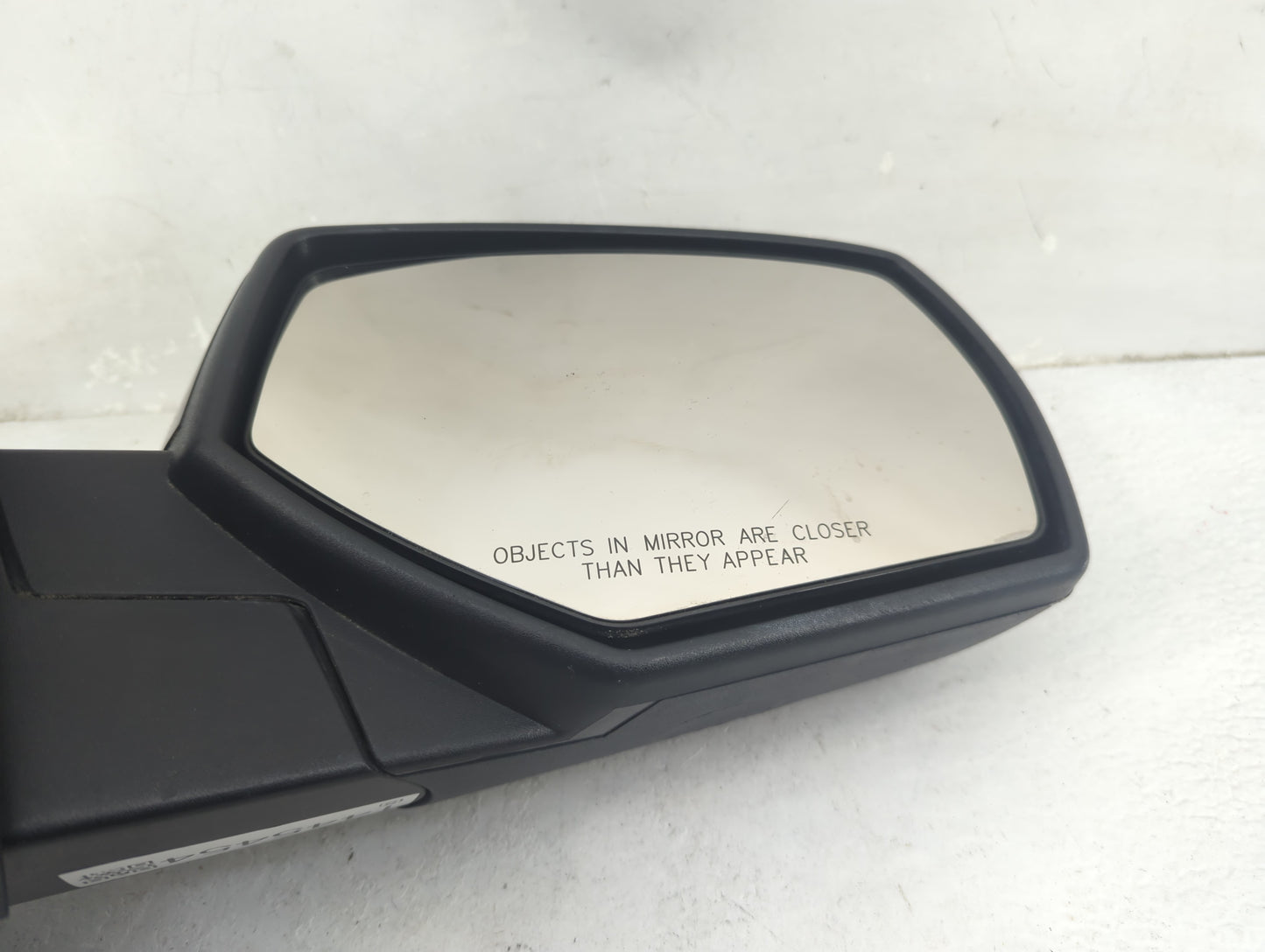 2014-2019 Chevrolet Silverado 1500 Passenger Side View Mirror - Right Door Mirror OEM Used - Oemusedautoparts1.com
