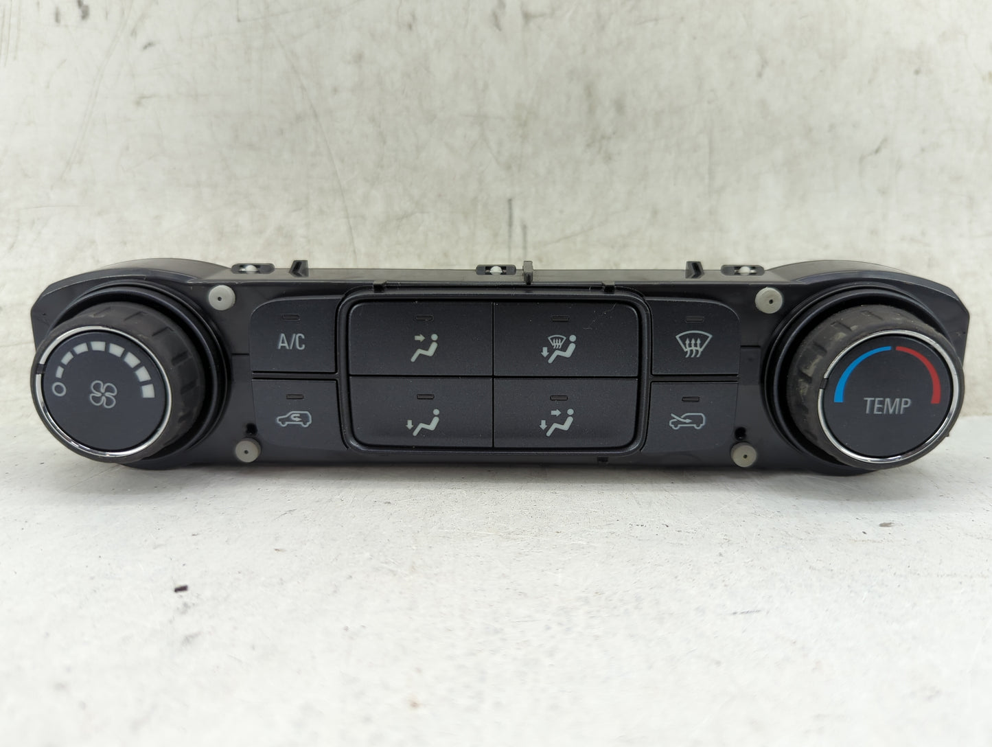 2014-2019 Chevrolet Silverado 1500 Climate Control Module Temperature AC/Heater Replacement P/N:84164473 Fits OEM Used Auto 