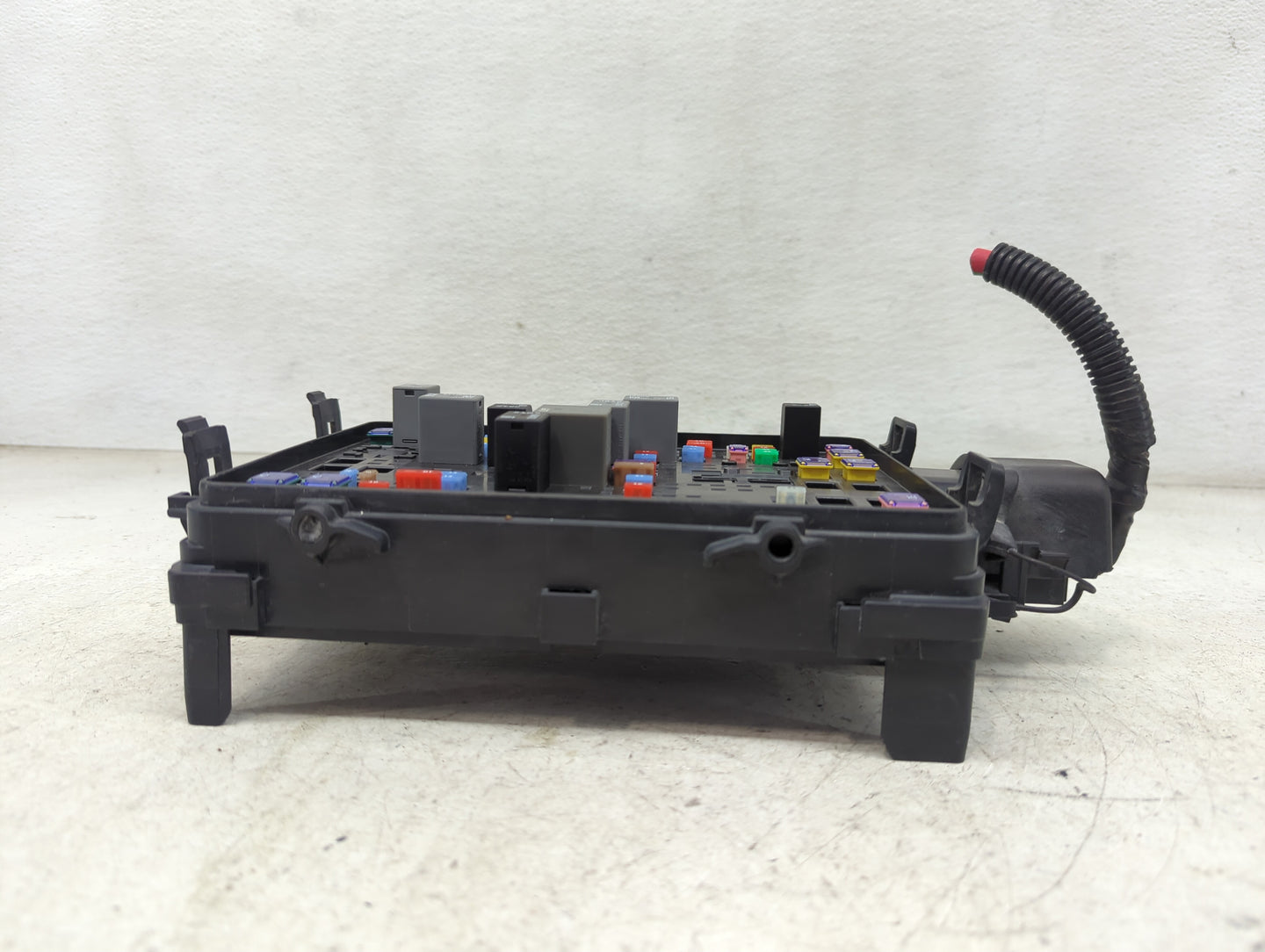 2016-2018 Chevrolet Silverado 1500 Fusebox Fuse Box Panel Relay Module P/N:13500114 13500127, 13500113 Fits Fits 2016 2017 2