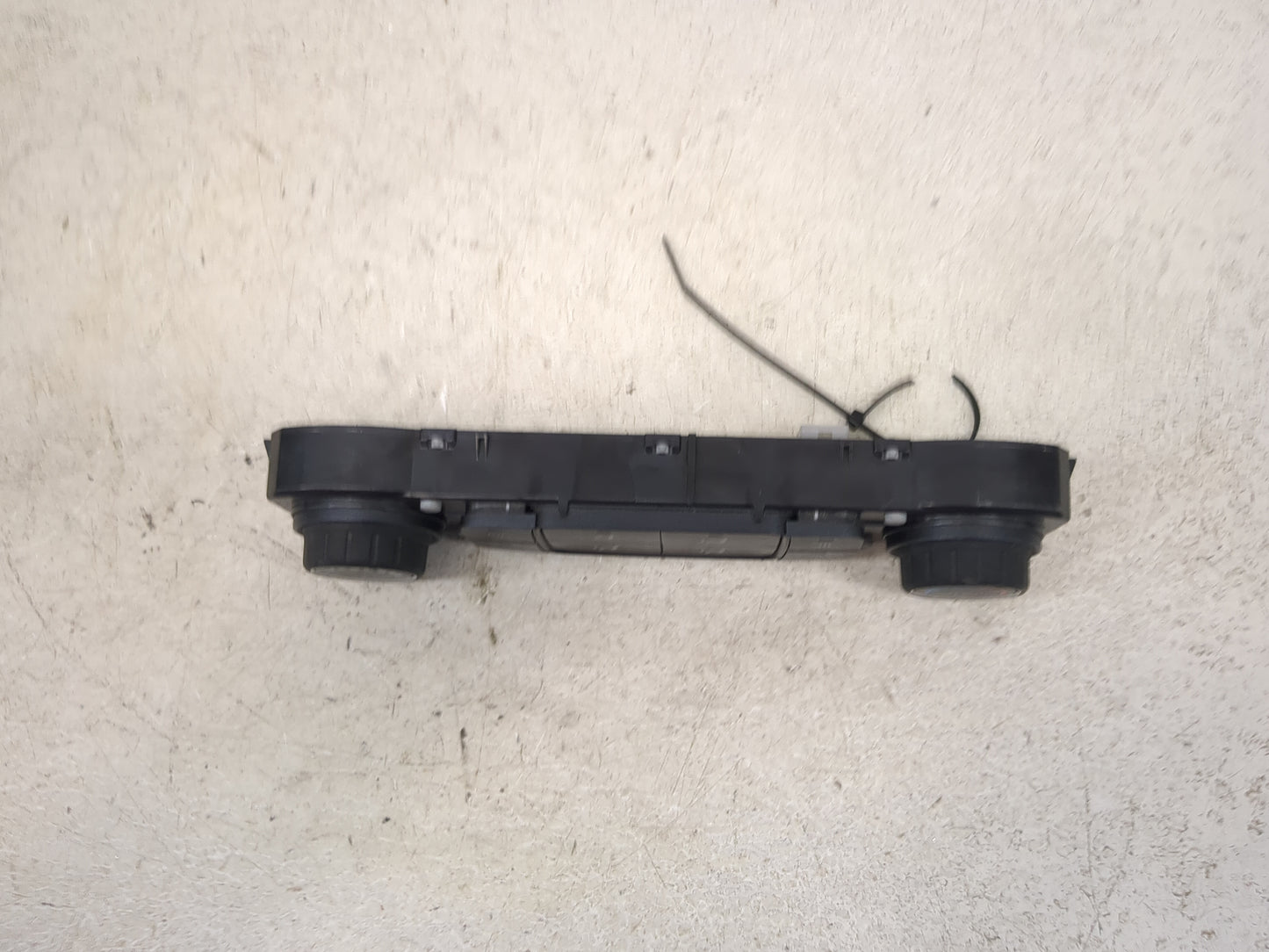 2014-2019 Chevrolet Silverado 1500 Climate Control Module Temperature AC/Heater Replacement P/N:84164472 81532582 Fits OEM U