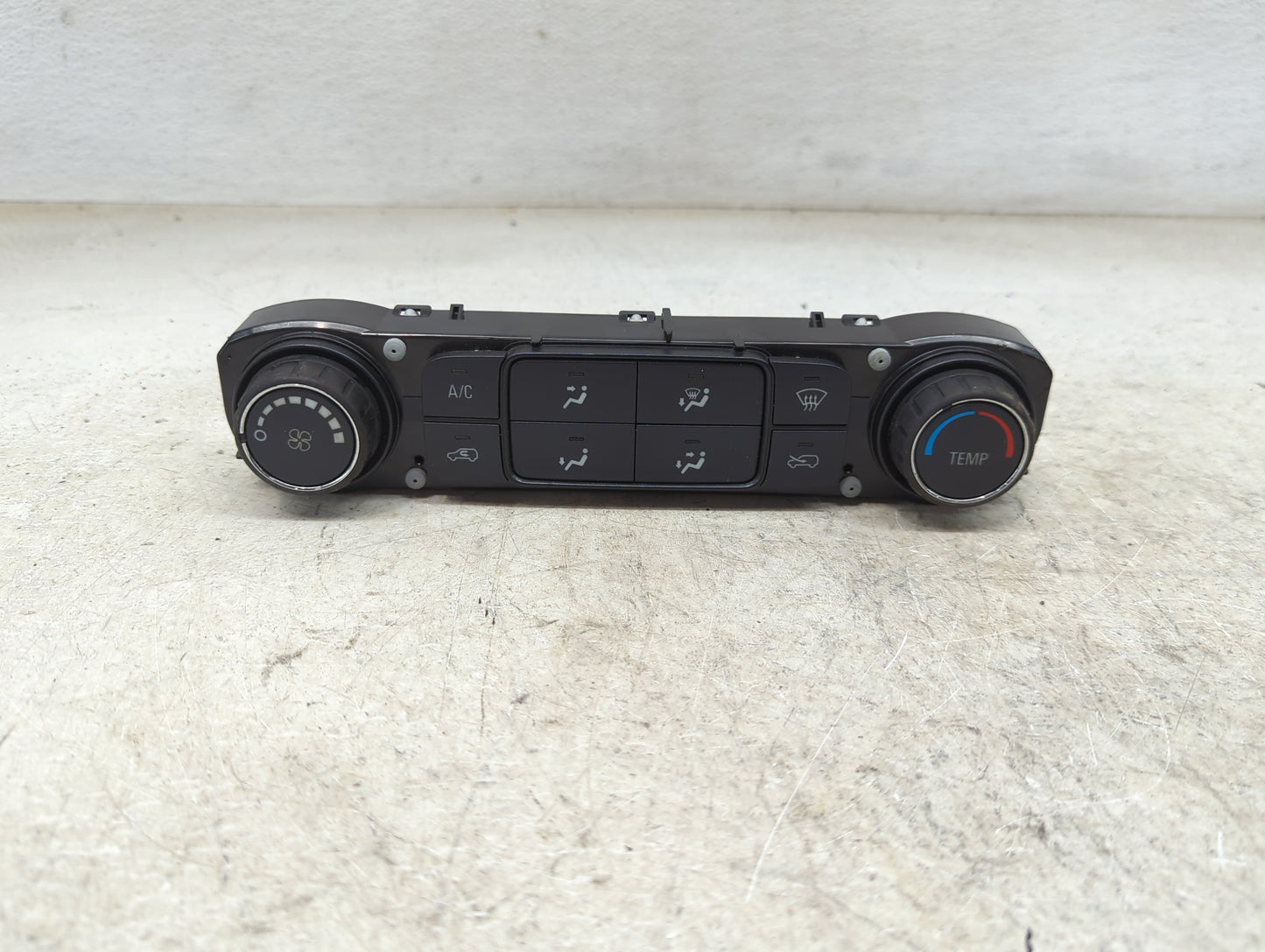 2014-2018 Chevrolet Silverado 1500 Climate Control Module Temperature AC/Heater Replacement P/N:23162930000009036 815372982 
