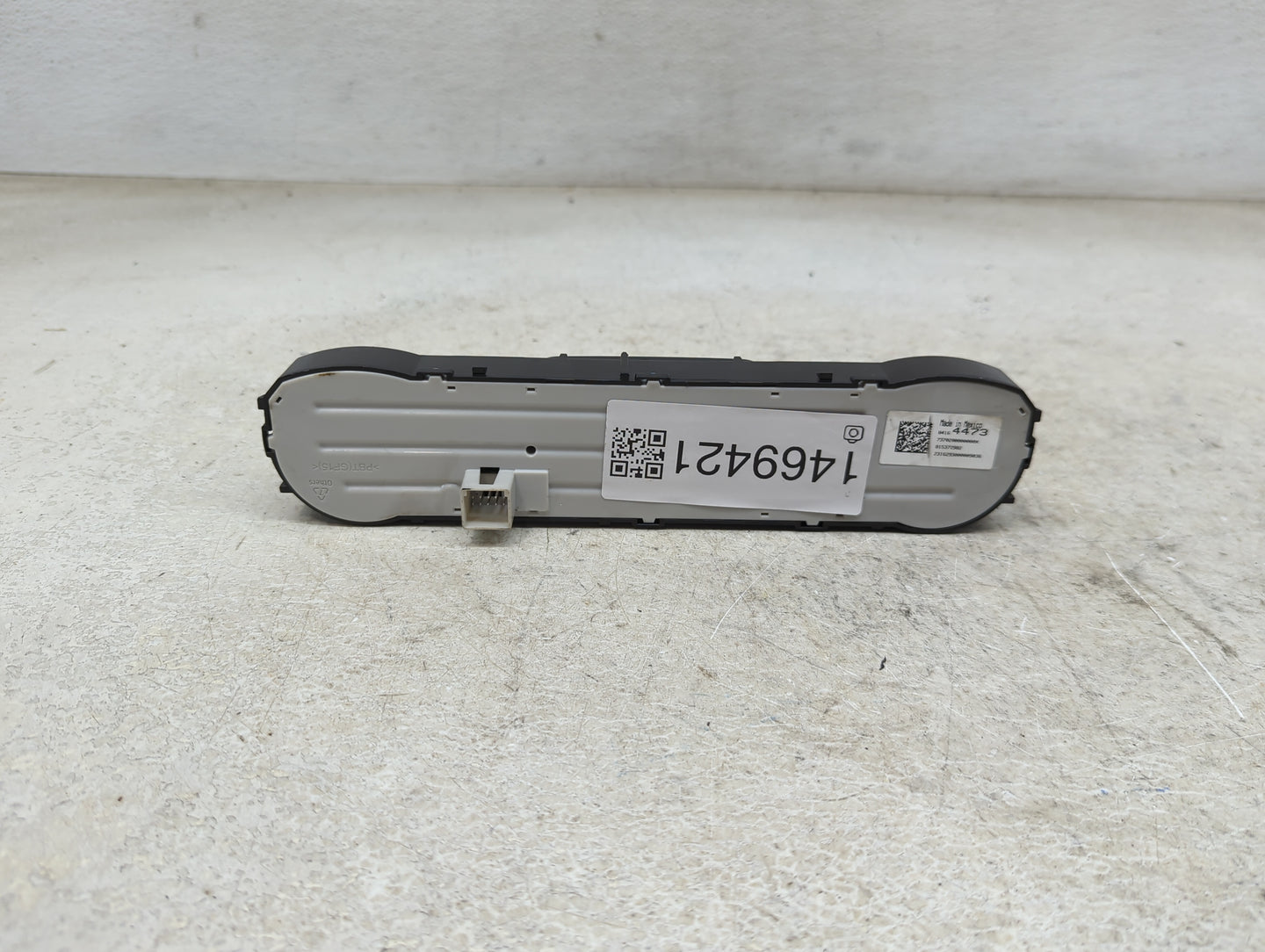 2014-2018 Chevrolet Silverado 1500 Climate Control Module Temperature AC/Heater Replacement P/N:23162930000009036 815372982 