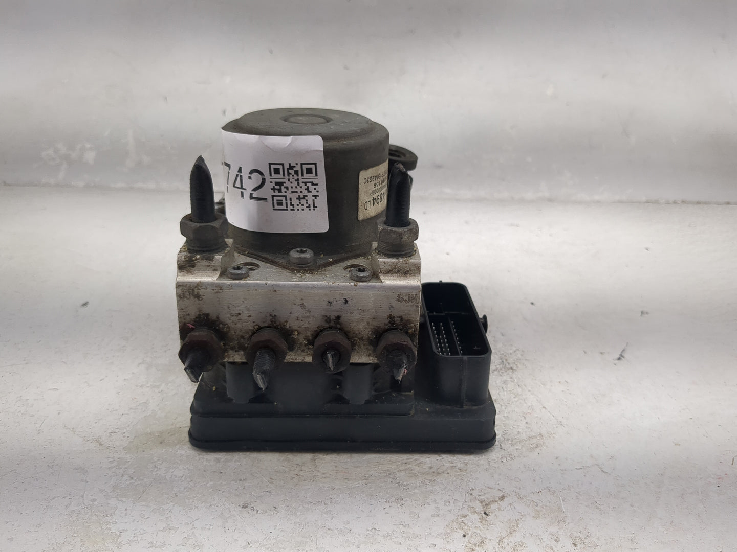 2017-2019 Chevrolet Silverado 1500 ABS Pump Control Module Replacement P/N:84074894 245980000000P Fits Fits 2017 2018 2019 2