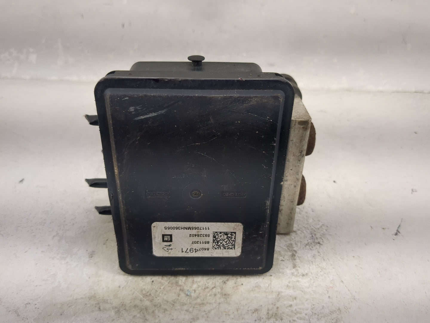 2017-2019 Chevrolet Silverado 1500 ABS Pump Control Module Replacement P/N:84074894 245980000000P Fits Fits 2017 2018 2019 2