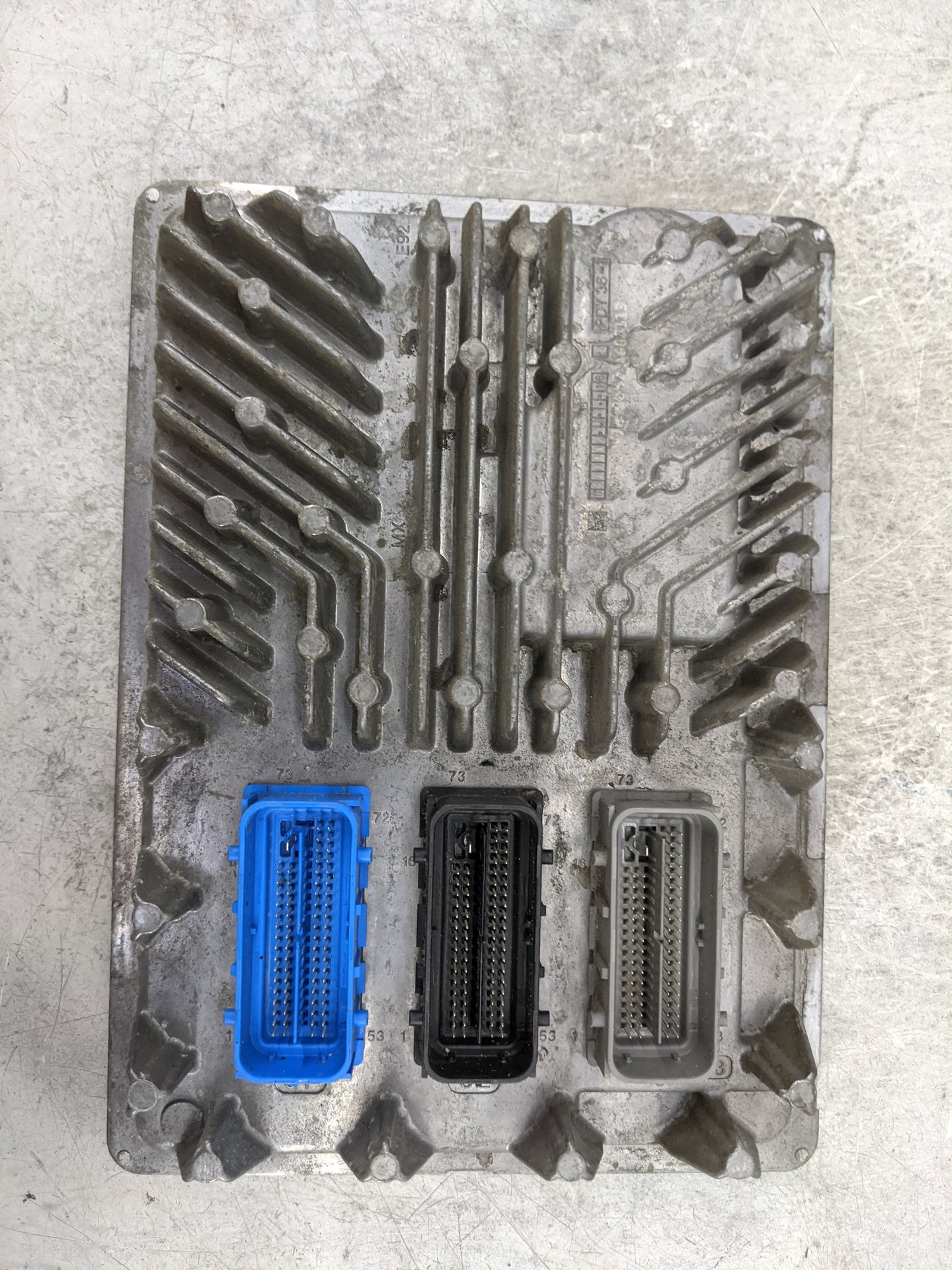 2016-2018 Chevrolet Silverado 1500 PCM Engine Control Computer ECU ECM PCU OEM P/N:12678939 12674052 Fits Fits 2016 2017 201
