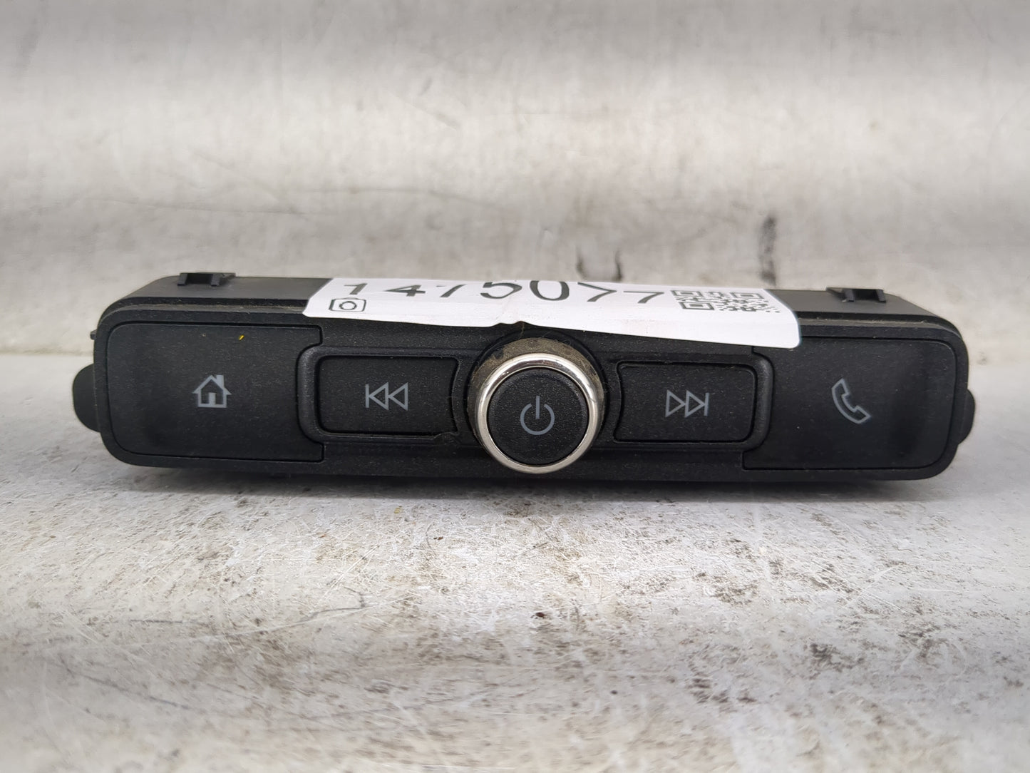 2016-2019 Chevrolet Silverado 1500 Radio Control Panel 1475077 - Oemusedautoparts1.com