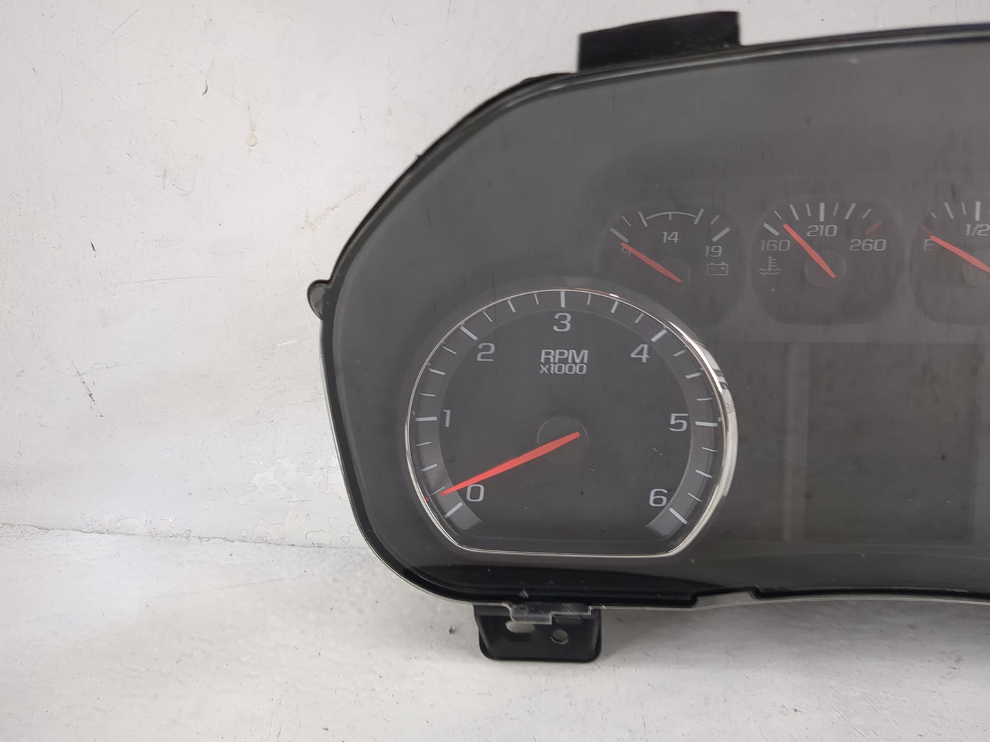 2017 Chevrolet Silverado 1500 Instrument Cluster Speedometer Gauges P/N:84068685 7110500000000X, 812812097 Miles: Fits OEM U