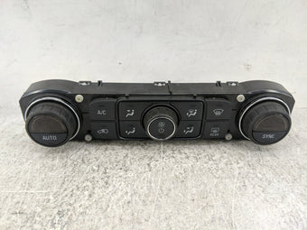 compare product 2014-2019 Chevrolet Silverado 1500 Climate Control Module Temperature AC/Heater Replacement P/N:84164476 7370200000000X Fits OEM Used Auto Parts