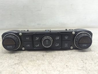 compare product 2017 Chevrolet Silverado 1500 Information Radio Display Screen 1484575