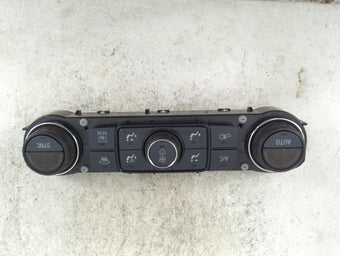 compare product 2014-2019 Chevrolet Silverado 1500 Climate Control Module Temperature AC/Heater Replacement P/N:84164476 815372982 Fits OEM Used Auto Parts