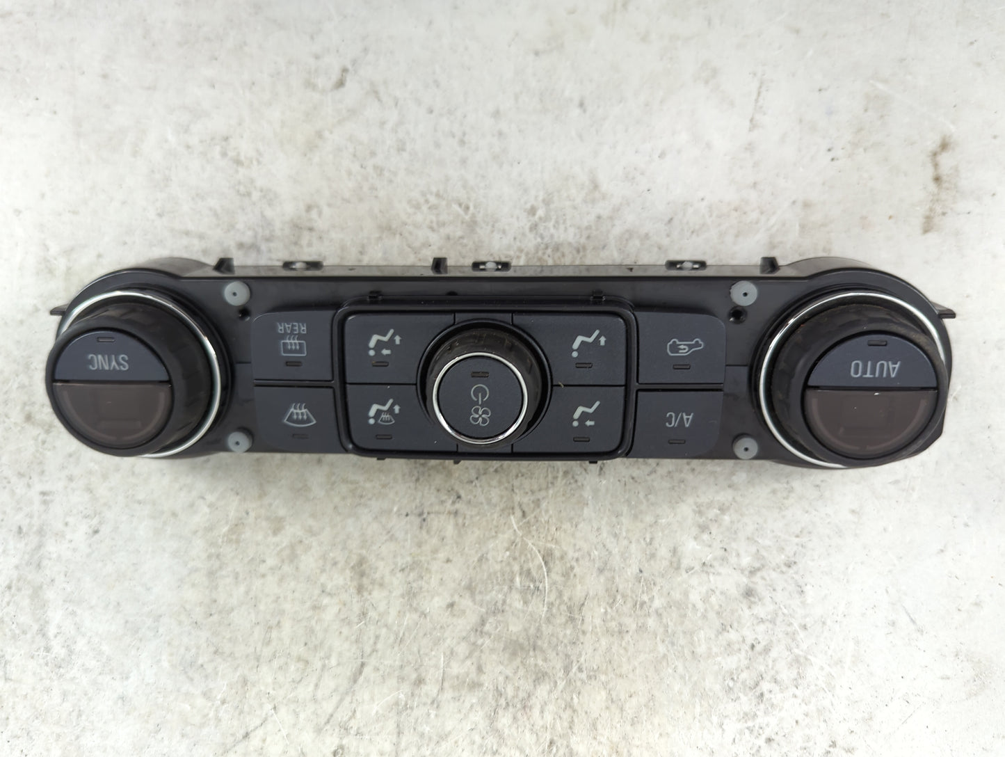 2014-2019 Chevrolet Silverado 1500 Climate Control Module Temperature AC/Heater Replacement P/N:84164476 815372982 Fits OEM 