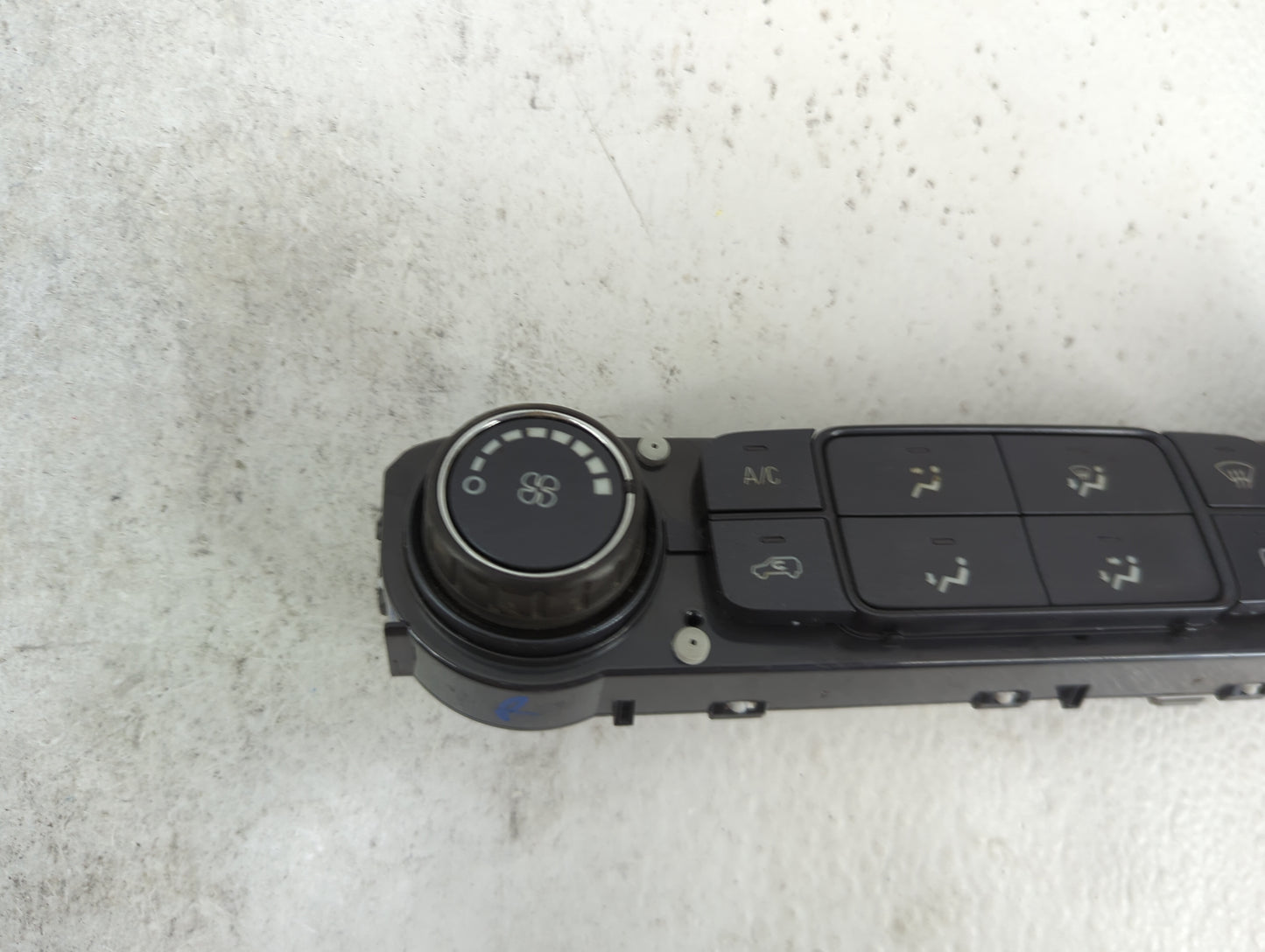 2014-2019 Chevrolet Silverado 1500 Climate Control Module Temperature AC/Heater Replacement P/N:84164475 815372982 Fits OEM 