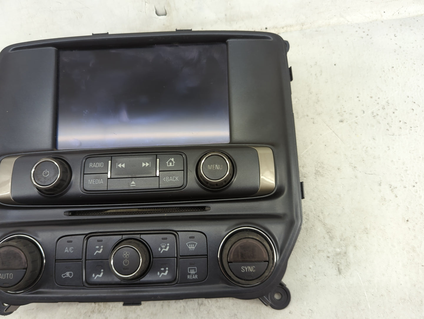 2016-2019 Chevrolet Silverado 1500 Radio Control Panel 1487144 - Oemusedautoparts1.com