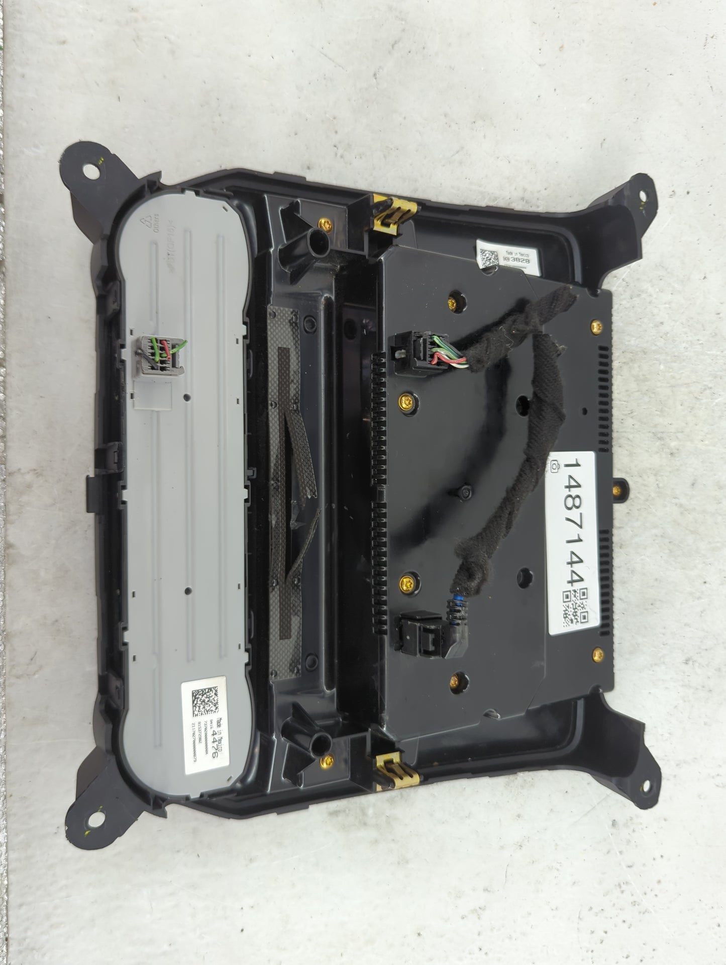 2016-2019 Chevrolet Silverado 1500 Radio Control Panel 1487144 - Oemusedautoparts1.com