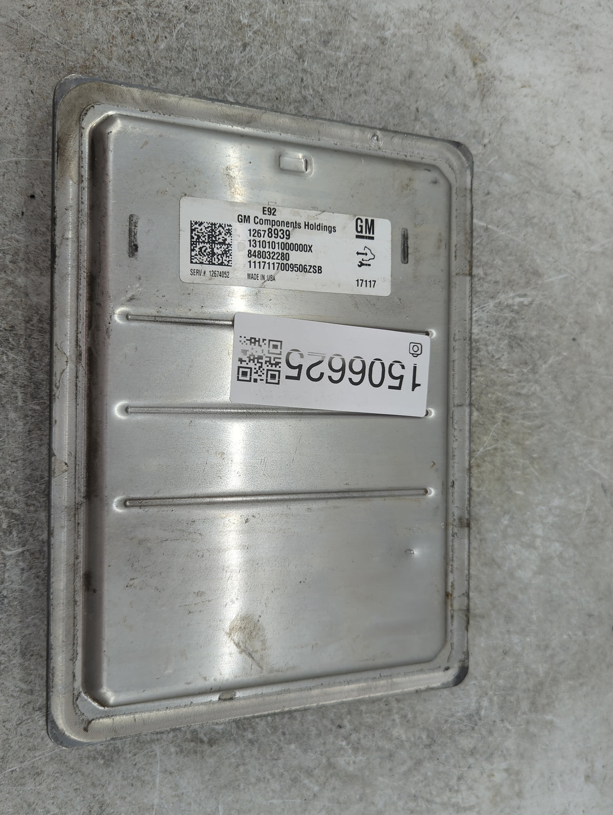 2016-2018 Chevrolet Silverado 1500 PCM Engine Control Computer ECU ECM PCU OEM P/N:12678939 12674052 Fits Fits 2016 2017 201