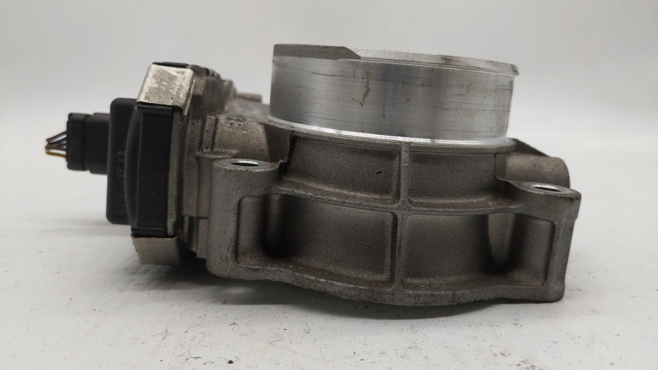 2016-2019 Chevrolet Silverado 1500 Throttle Body P/N:12669536AA 12676296AA, 12676296A Fits Fits 2016 2017 2018 2019 OEM Used