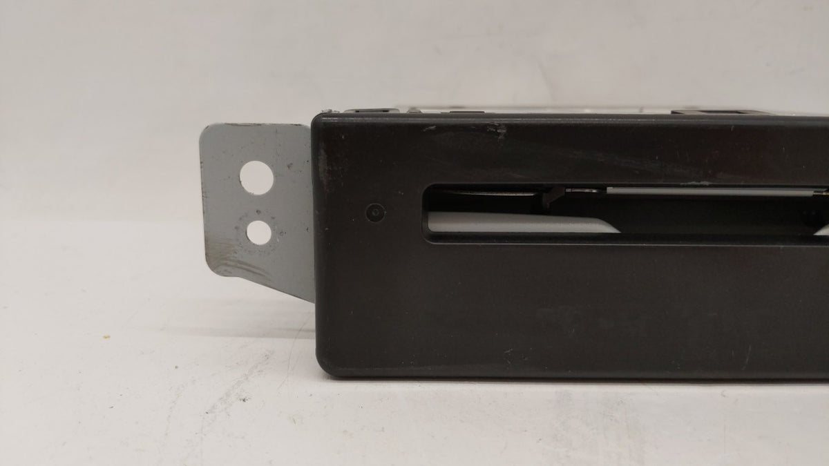 2015-2019 Chevrolet Silverado 1500 Am Fm Cd Player Radio Receiver 256169 - Oemusedautoparts1.com