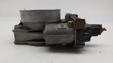 2014-2019 Chevrolet Silverado 1500 Throttle Body P/N:12678224 12617792 Fits Fits 2014 2015 2016 2017 2018 2019 OEM Used Auto Parts