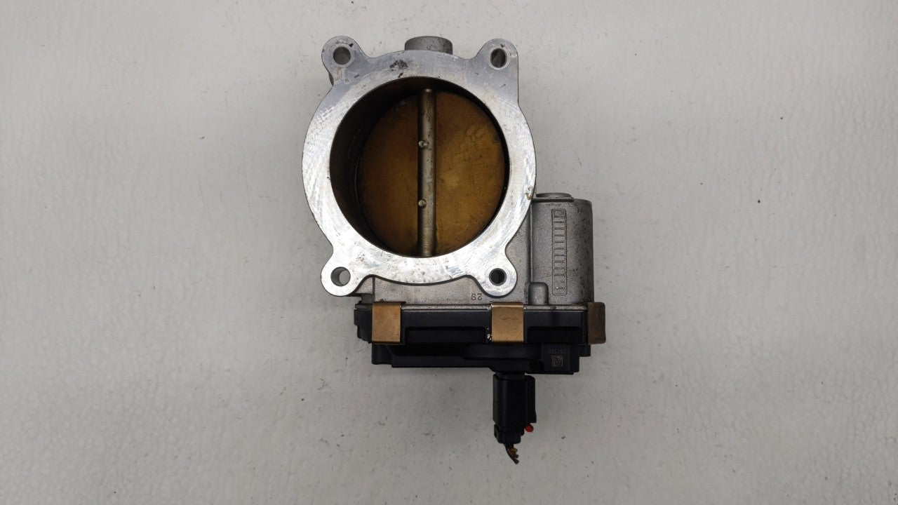 2014-2019 Chevrolet Silverado 1500 Throttle Body P/N:12678224 12617792 Fits Fits 2014 2015 2016 2017 2018 2019 OEM Used Auto