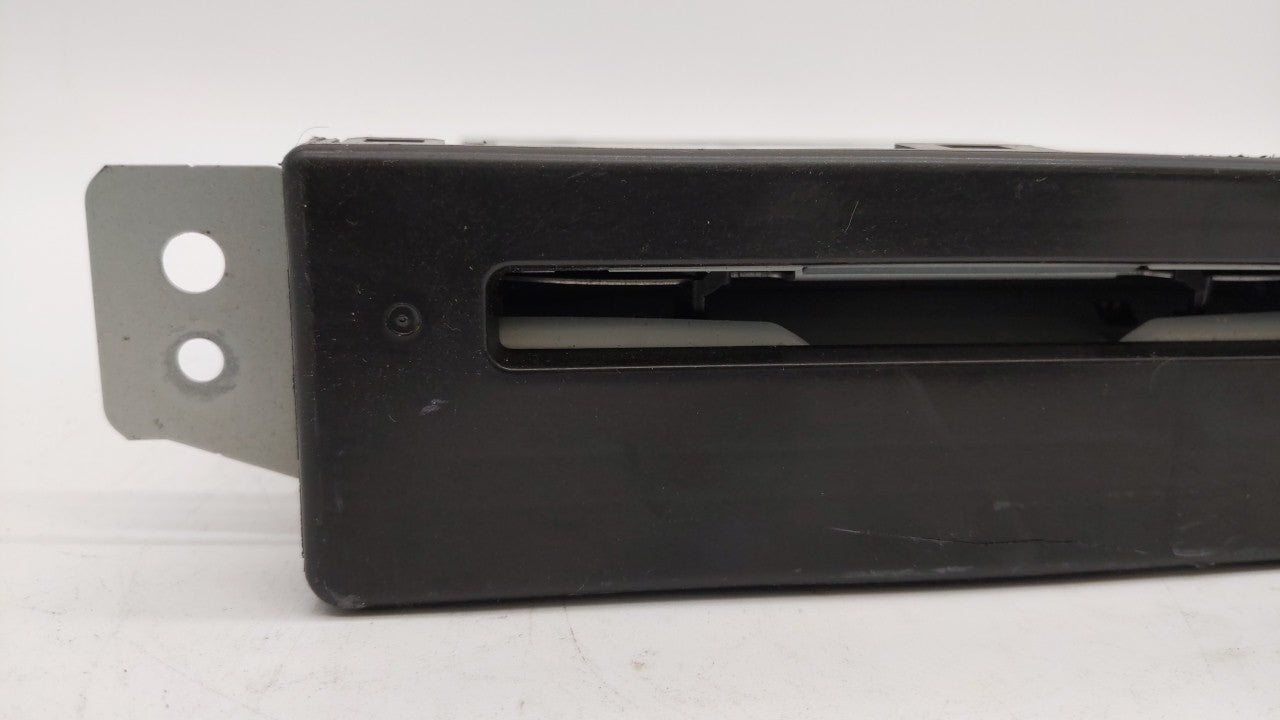 2015-2019 Chevrolet Silverado 1500 Radio AM FM Cd Player Receiver Replacement P/N:13594481 84016435 Fits OEM Used Auto Parts
