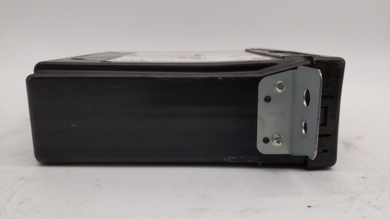 2015-2019 Chevrolet Silverado 1500 Radio AM FM Cd Player Receiver Replacement P/N:13594481 84016435 Fits OEM Used Auto Parts