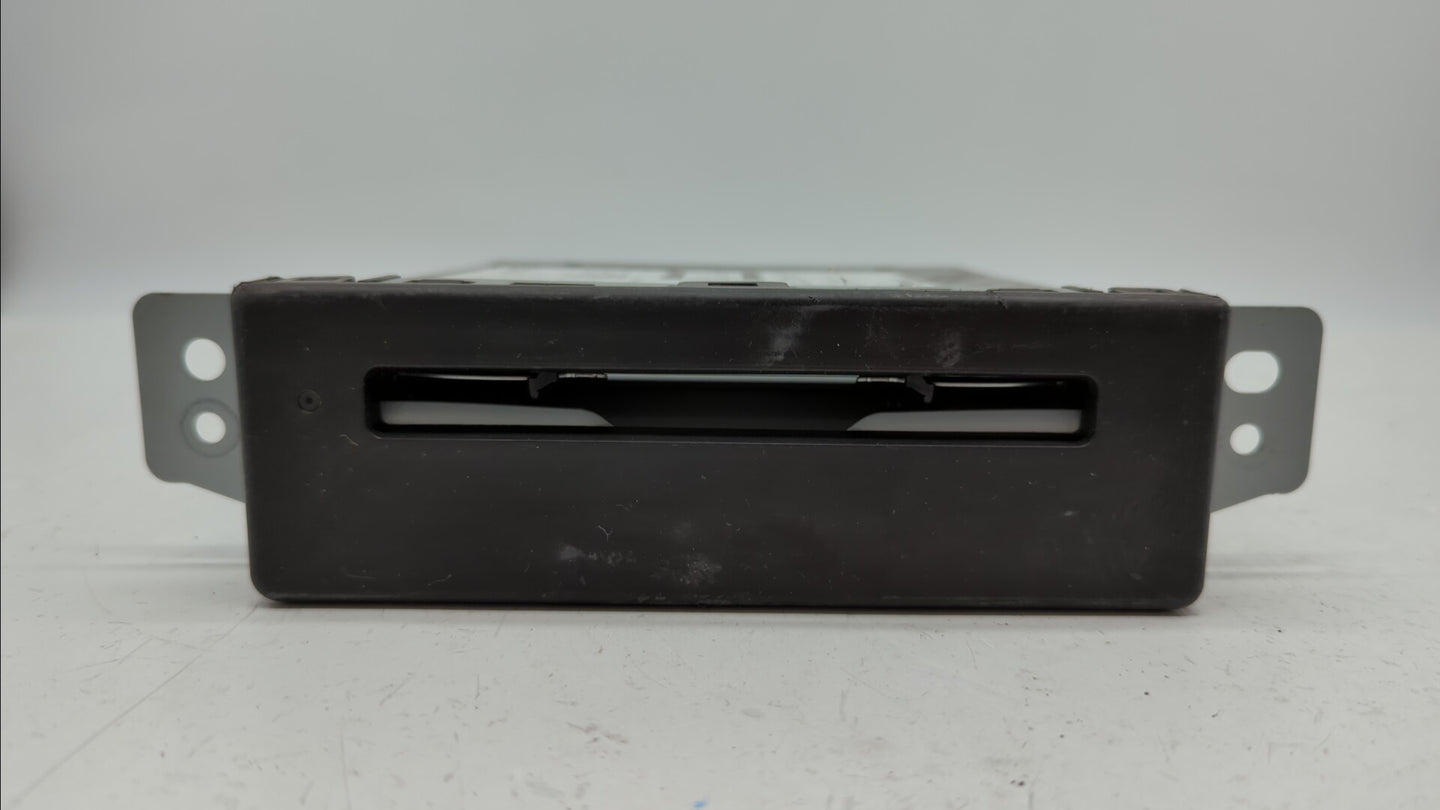2015-2019 Chevrolet Silverado 1500 Radio AM FM Cd Player Receiver Replacement P/N:13594481 84016435 Fits OEM Used Auto Parts