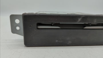 2015-2019 Chevrolet Silverado 1500 Radio AM FM Cd Player Receiver Replacement P/N:13594481 84016435 Fits OEM Used Auto Parts