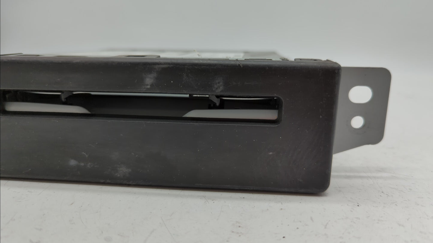 2015-2019 Chevrolet Silverado 1500 Radio AM FM Cd Player Receiver Replacement P/N:13594481 84016435 Fits OEM Used Auto Parts