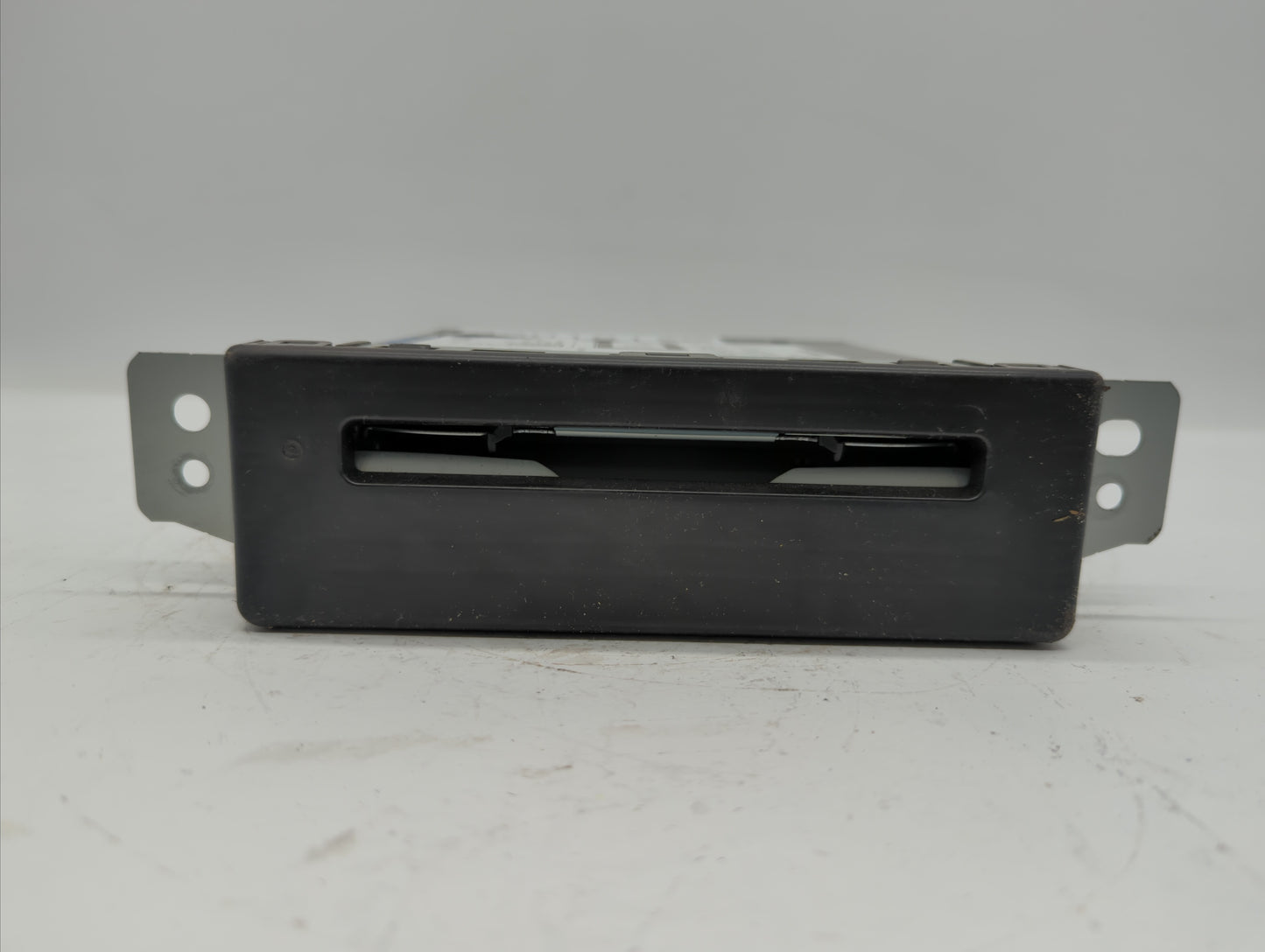 2015-2019 Chevrolet Silverado 1500 Radio AM FM Cd Player Receiver Replacement P/N:13594481 84016435 Fits OEM Used Auto Parts