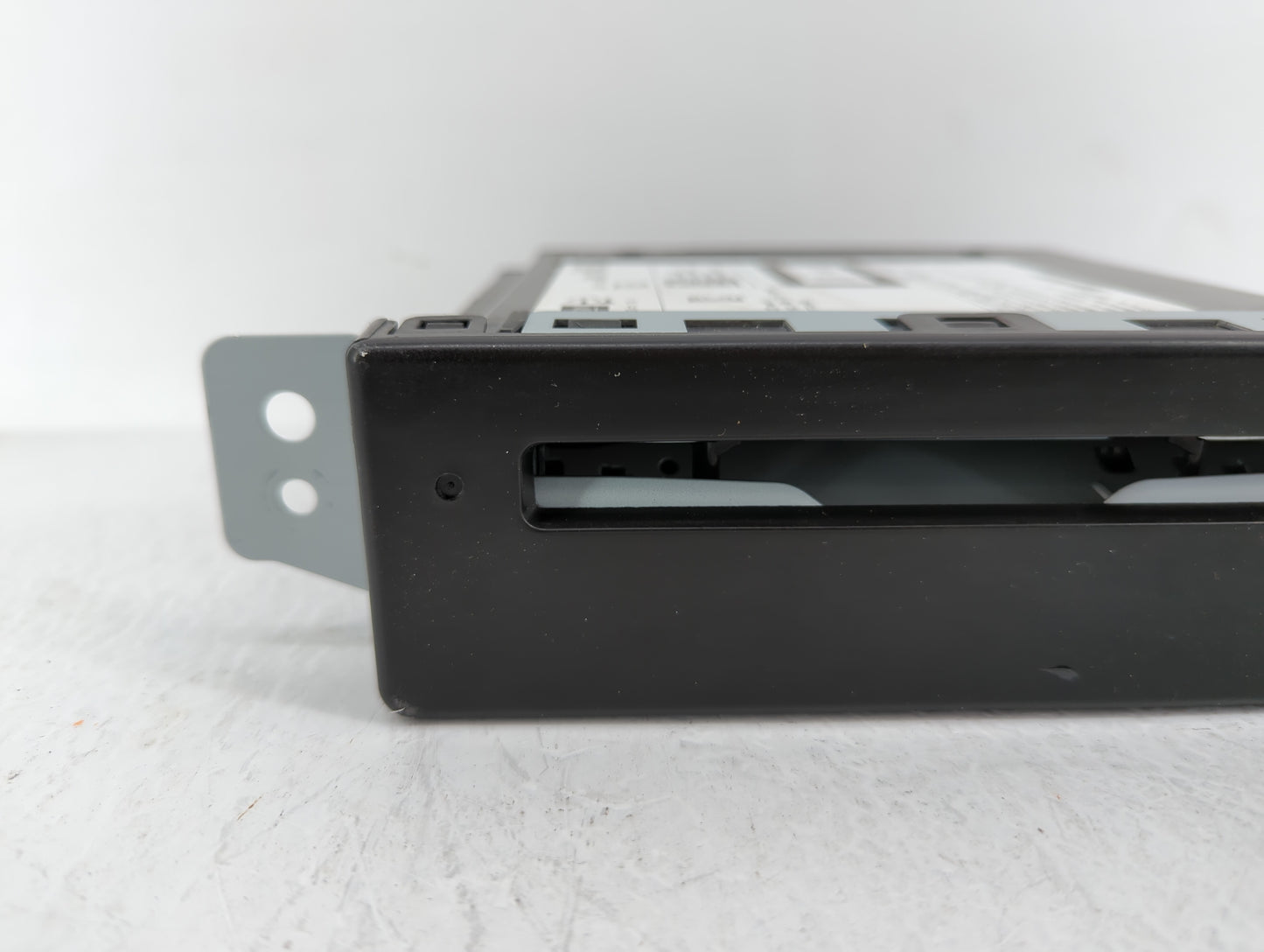 2015-2019 Chevrolet Silverado 1500 Am Fm Cd Player Radio Receiver - Oemusedautoparts1.com