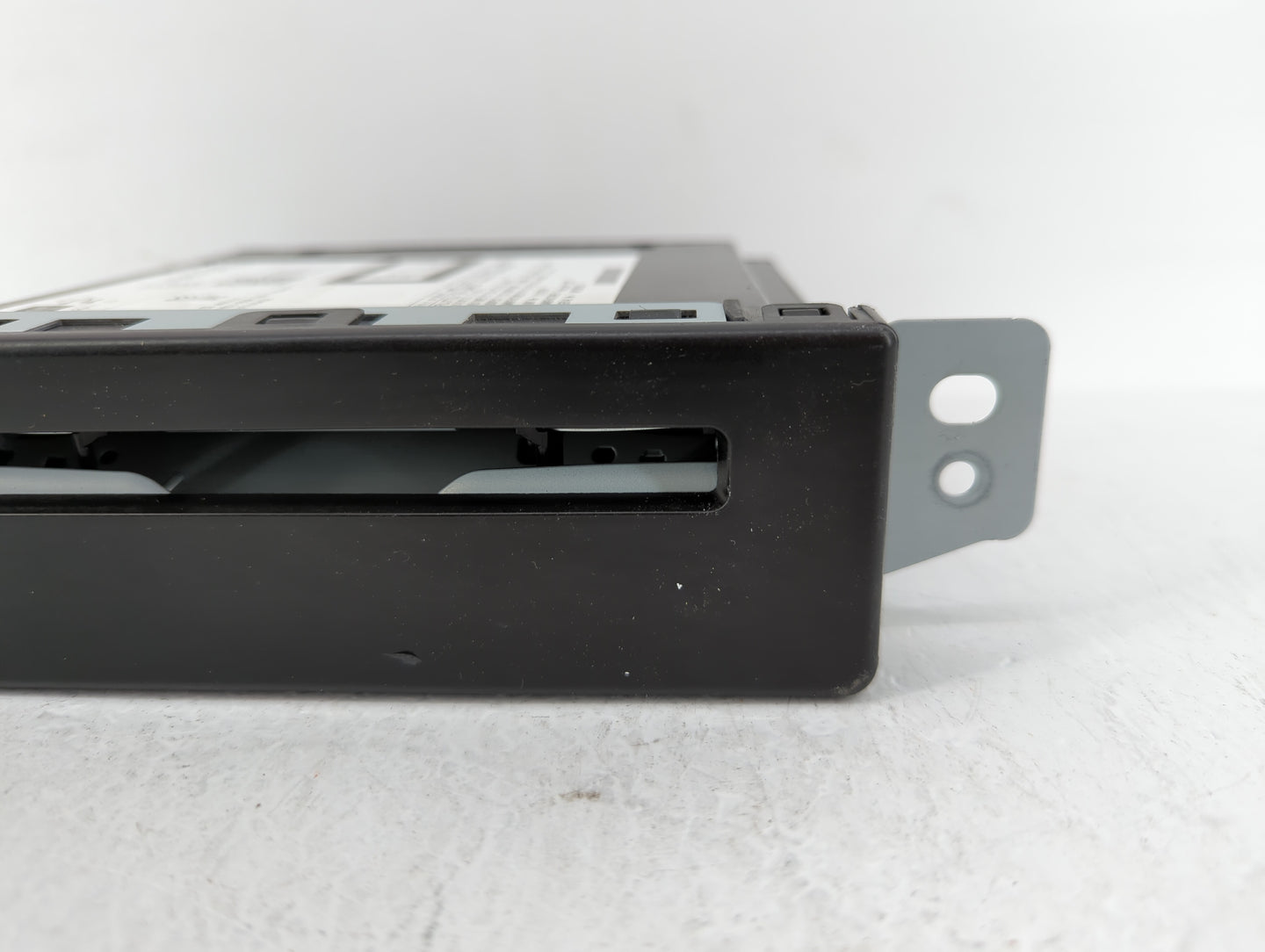 2015-2019 Chevrolet Silverado 1500 Am Fm Cd Player Radio Receiver - Oemusedautoparts1.com