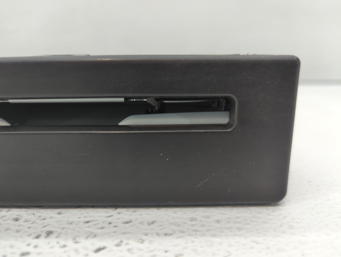 2017-2017 Chevrolet Silverado 1500 Am Fm Cd Player Radio Receiver - Oemusedautoparts1.com